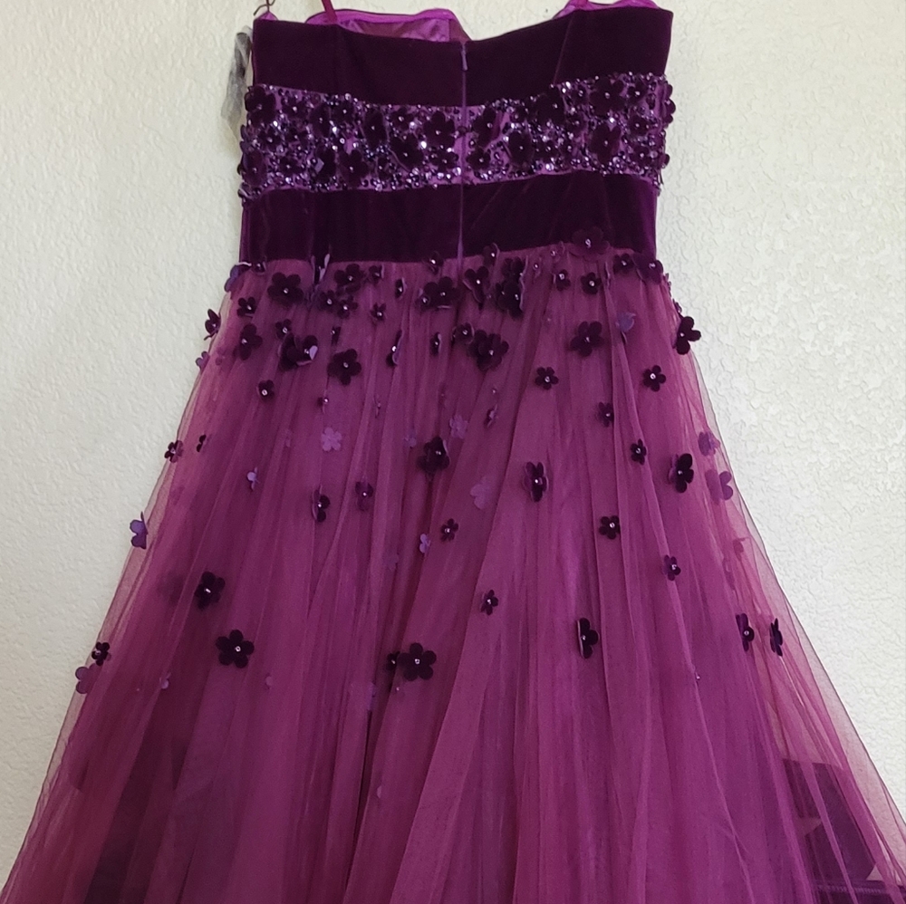 UNWORN. Mac Duggal Plum Bustier Velvet Ballgown - Picture 11 of 13